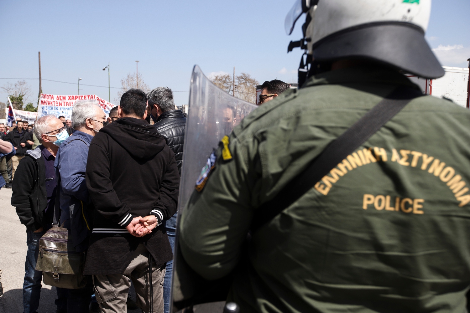 Καταγγελία: Διαδηλωτής με αιμάτωμα από γροθιές κατά την προσαγωγή από την ΕΛ.ΑΣ