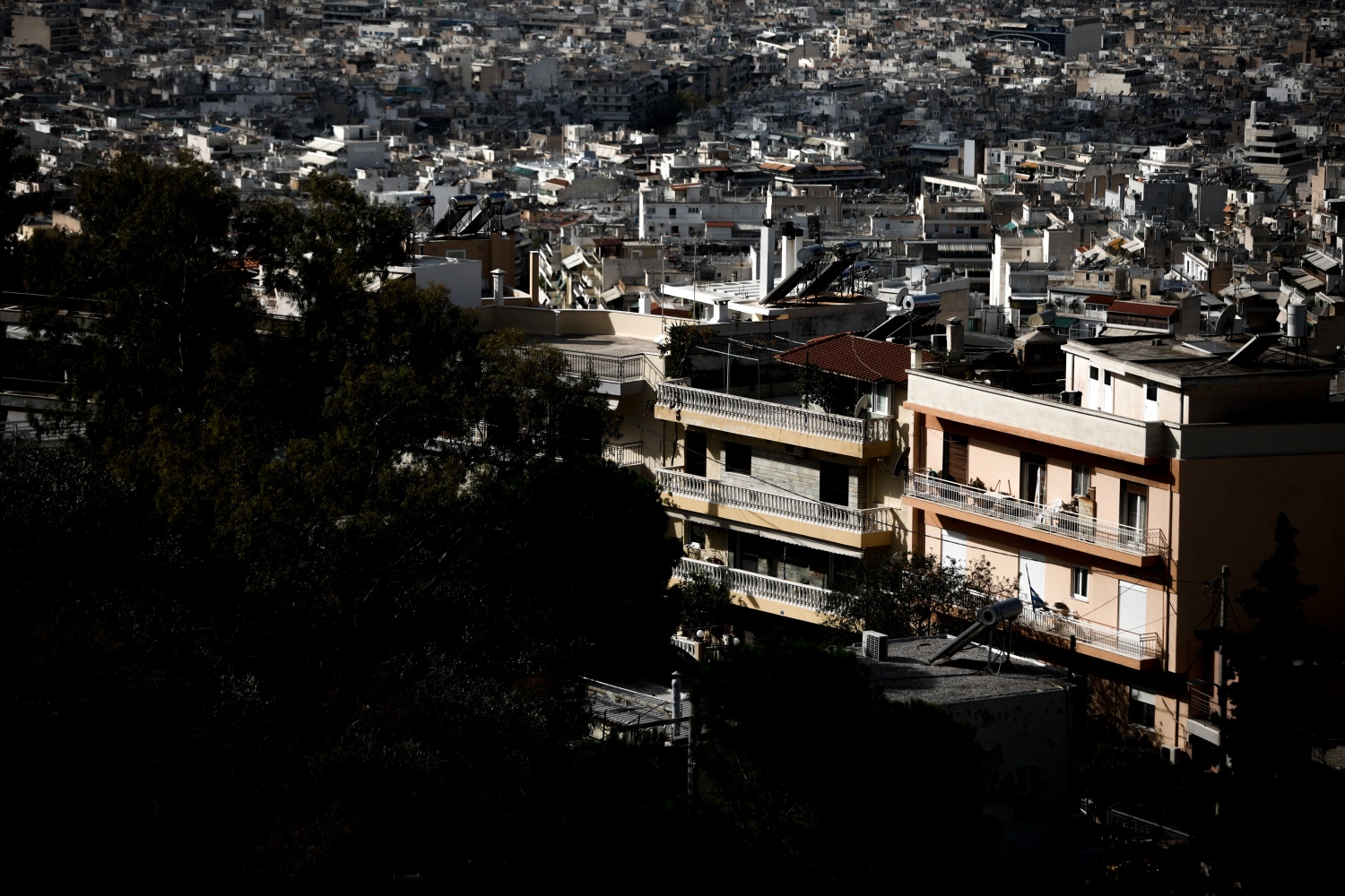 Έρευνα Eteron: Το 47,8% των Ελλήνων αδυνατεί να πληρώσει το ενοίκιό του