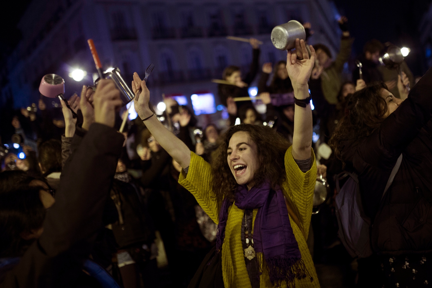 Η Ισπανία βάζει τέλος στη μισθολογική ανισότητα ανδρών-γυναικών με διάταγμα