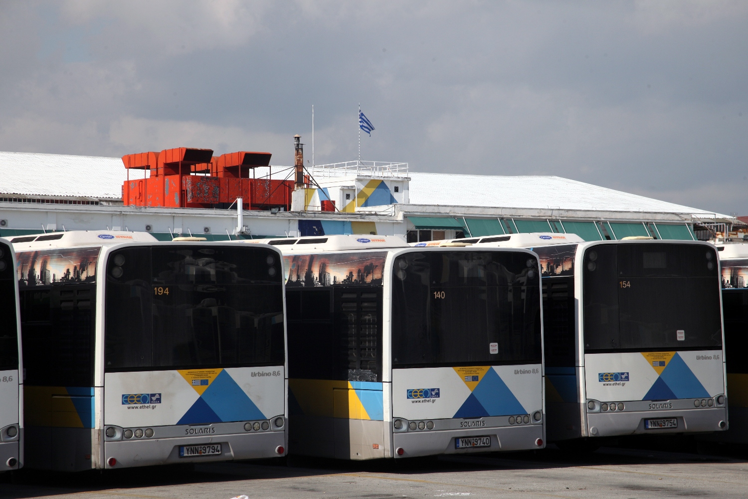 Λιόσια: Λεωφορείο του ΟΑΣΑ έπεσε σε κολώνα – 5 ελαφρά τραυματίες