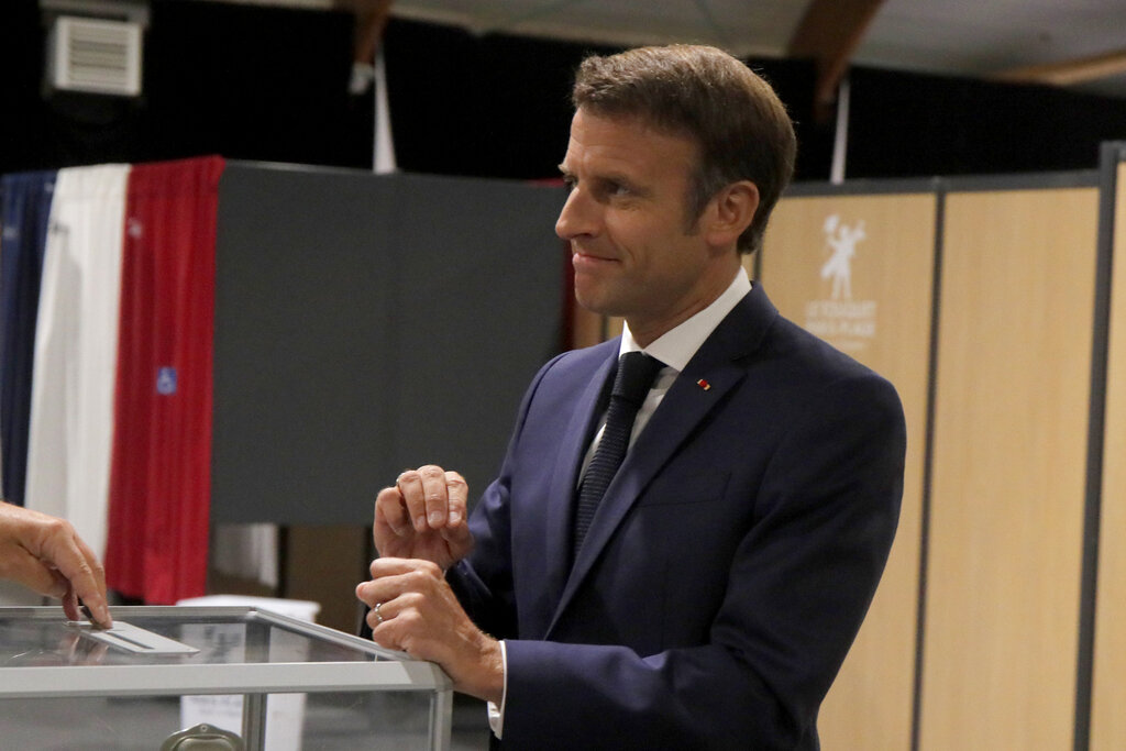 Γαλλικές εκλογές: Βαριά ήττα Μακρόν – Δύσκολη η συγκρότηση Κυβέρνησης – Πολύ υψηλή αποχή