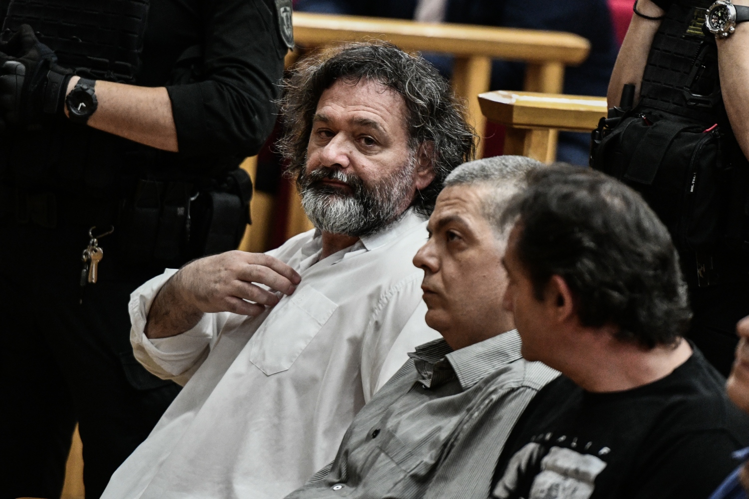 Δίκη ΧΑ: Αναστολή της ποινής του ζήτησε ο Λαγός – «Να εκτελέσω τα καθήκοντά μου ως ευρωβουλευτής»