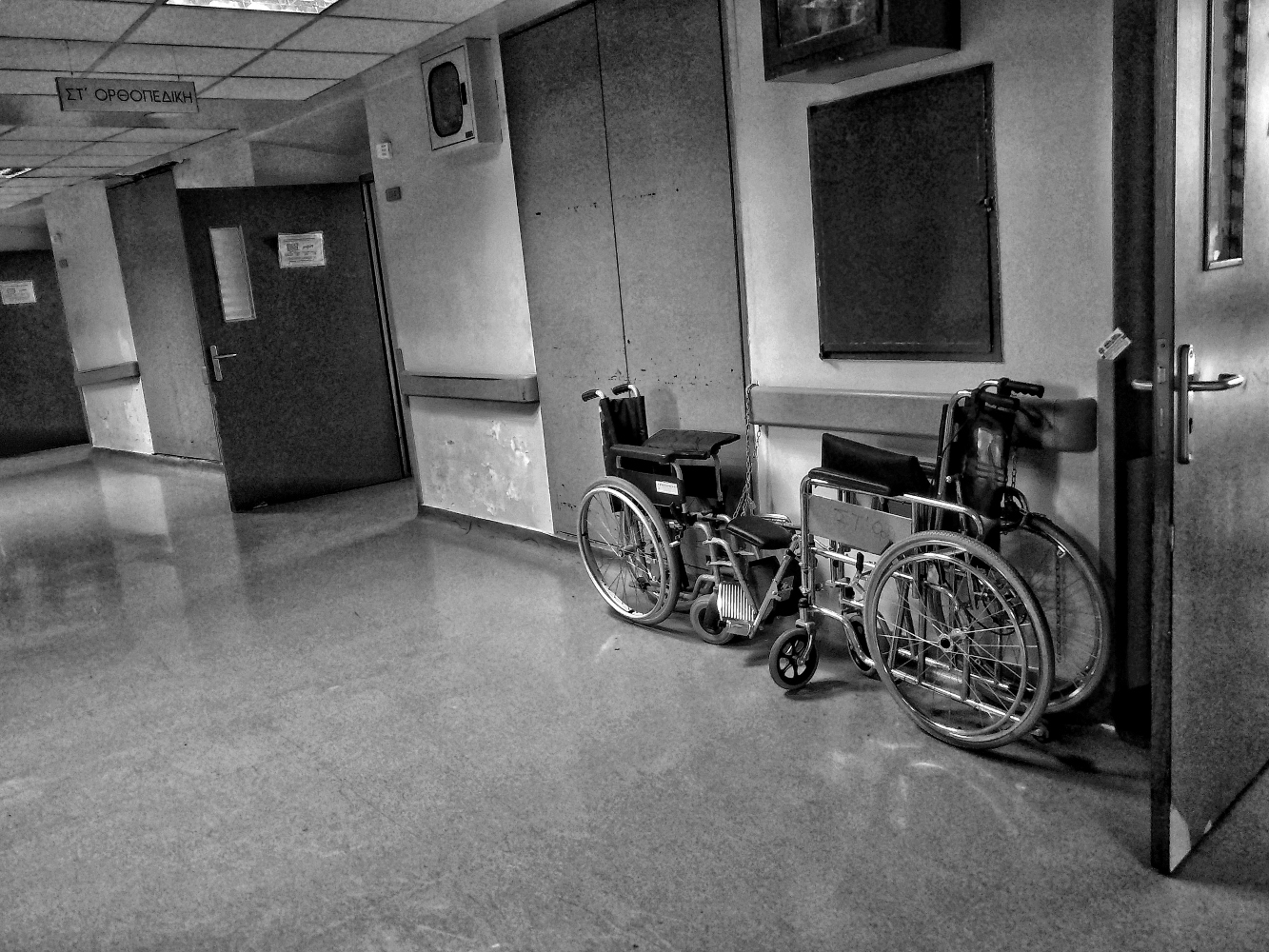 Νοσοκομείο Λήμνου: «Διώκουν τον ένα και μοναδικό αναισθησιολόγο γιατί ζητά τα αυτονόητα»