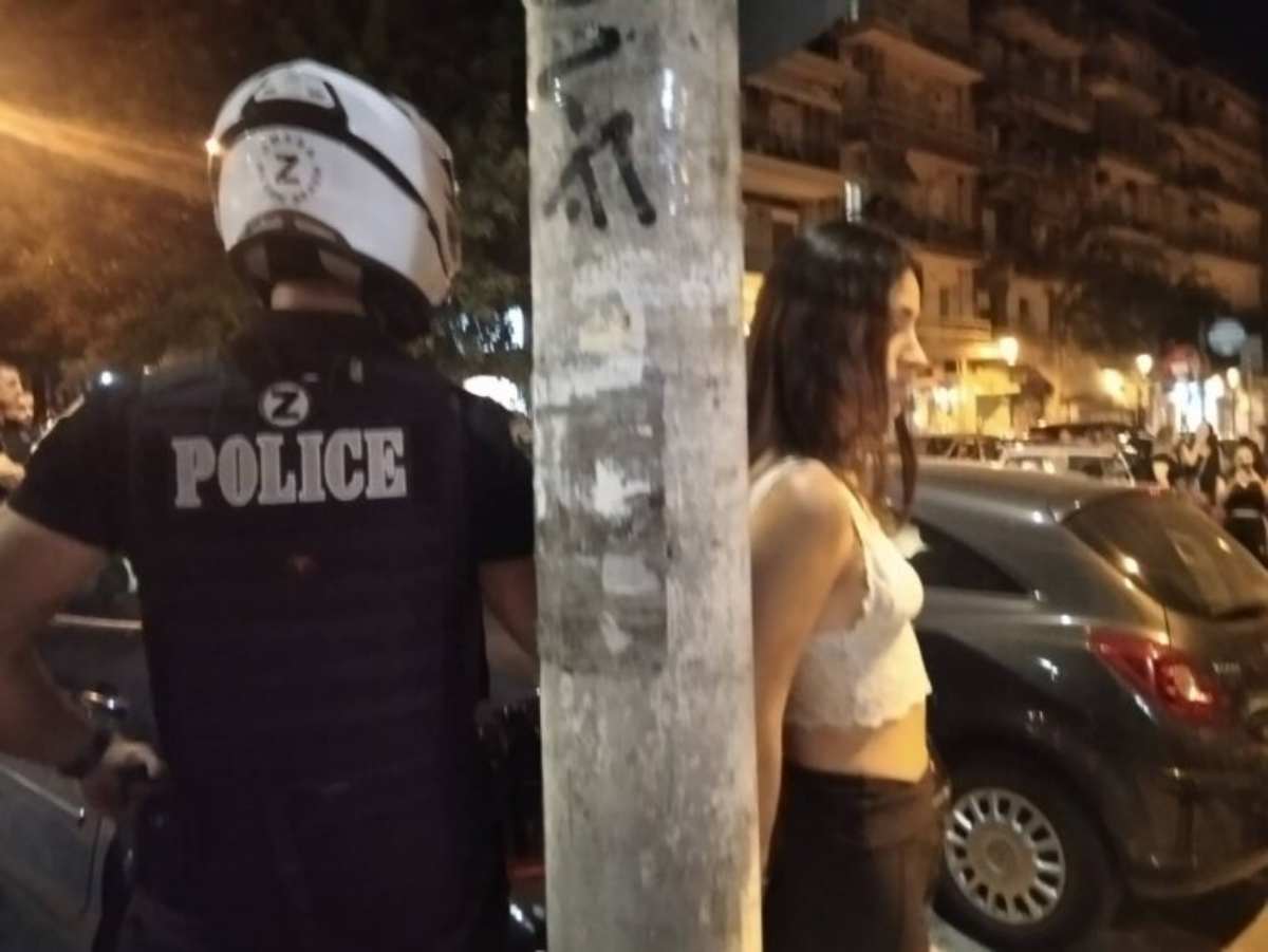 Θεσσαλονίκη: Συνέλαβαν φοιτήτρια επειδή κατήγγειλε αστυνομική αυθαιρεσία (Video)