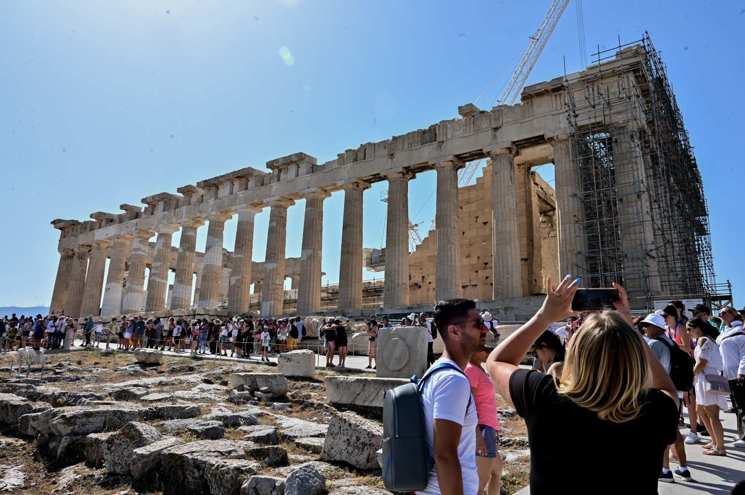 Xωρίς καραντίνα οι τουρίστες στην Ελλάδα