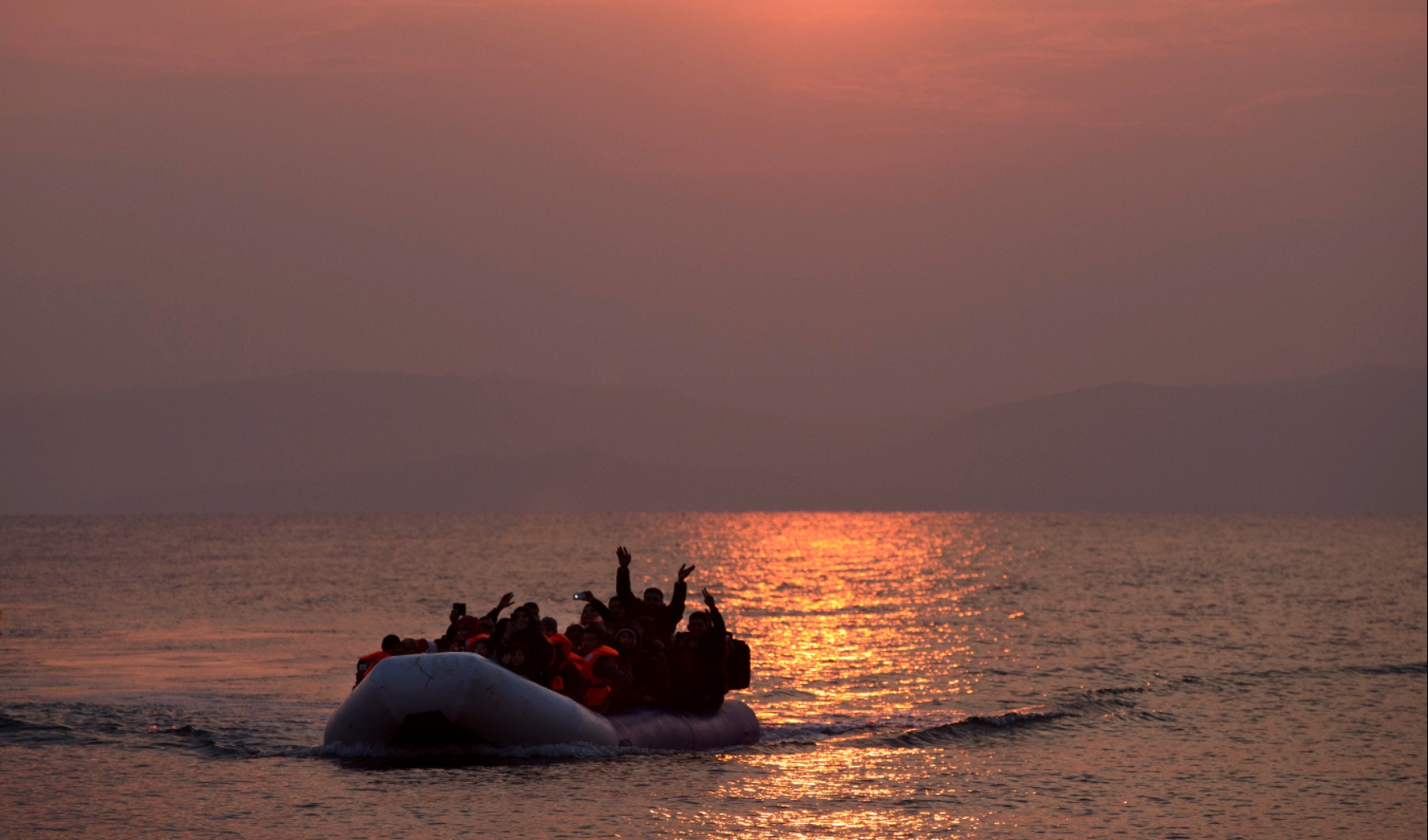 Καταγγελία για επαναπροώθηση 50 προσφύγων – Αναφορά στον Άρειο Πάγο