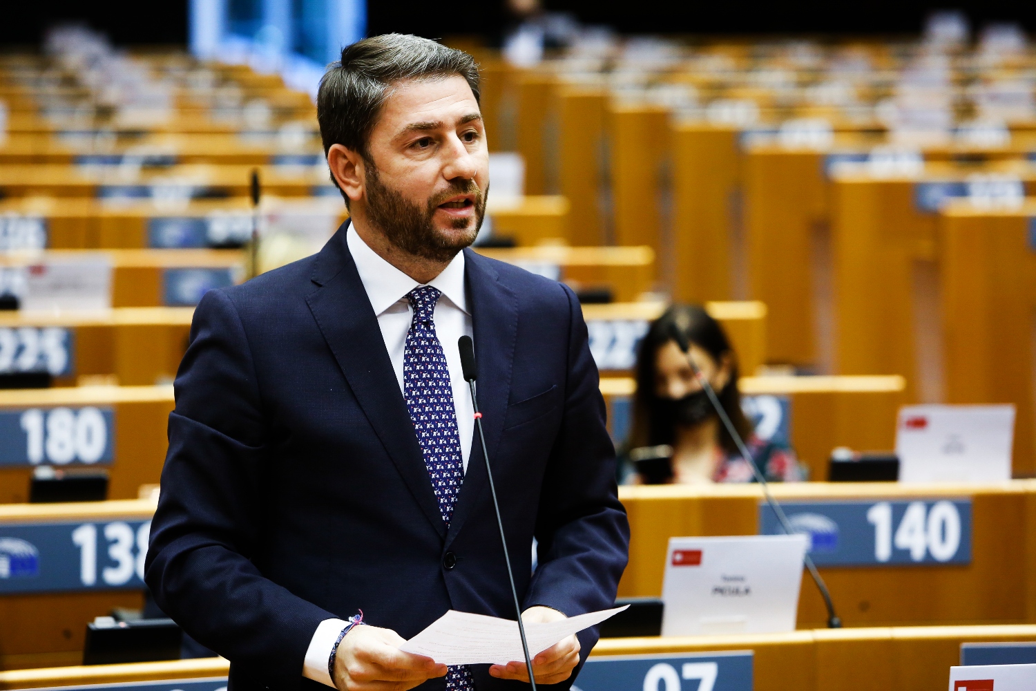 Ανδρουλάκης στο Ευρωκοινοβούλιο: Να άρει ο κ. Μητσοτάκης το απόρρητο