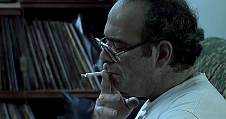 «Σπιρτόκουτο»: 20 χρόνια μετά ξαναβλέπουμε φανατικά την εμβληματική ταινία του Γ. Οικονομίδη
