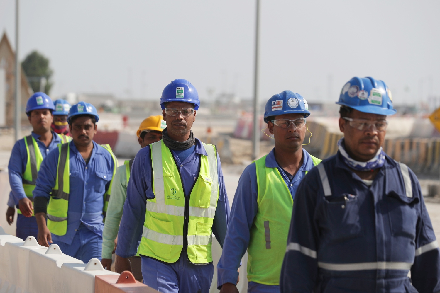 Οι εργάτες των σταδίων του Μουντιάλ στο Κατάρ βιώνουν μία «κόλαση»