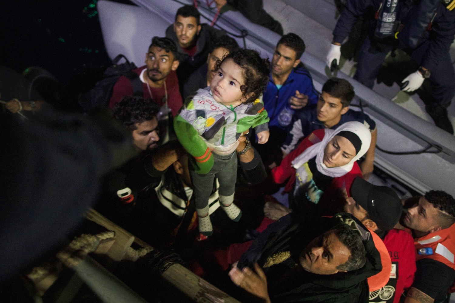 Ακόμη μία τραγωδία: Νεκρό 4χρονο προσφυγόπουλο – Χωρίς νερό & τροφή σε βάρκα για μέρες
