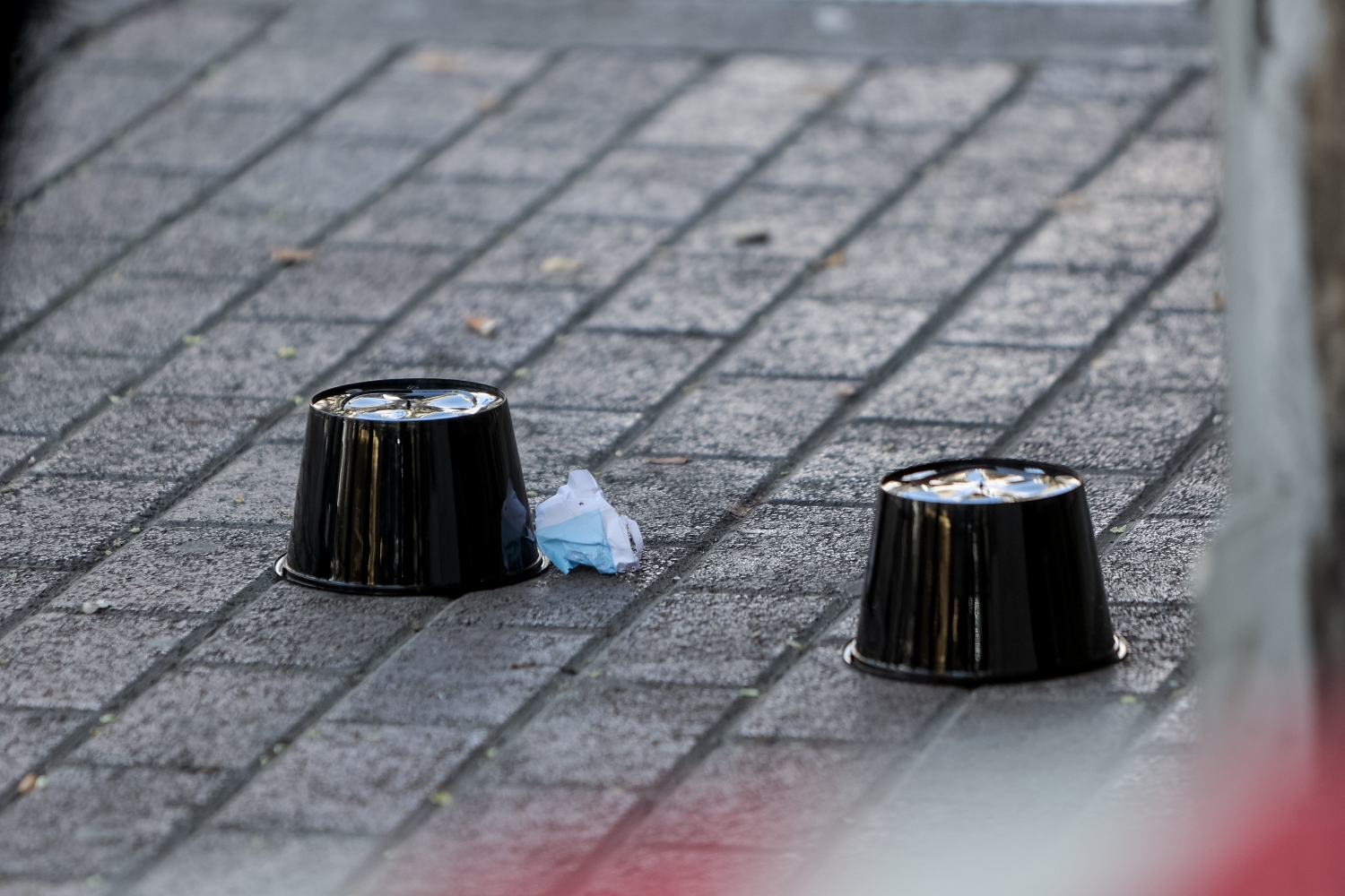 Πυροβολισμοί μέρα μεσημέρι στο κέντρο της Αθήνας: Δύο τραυματίες