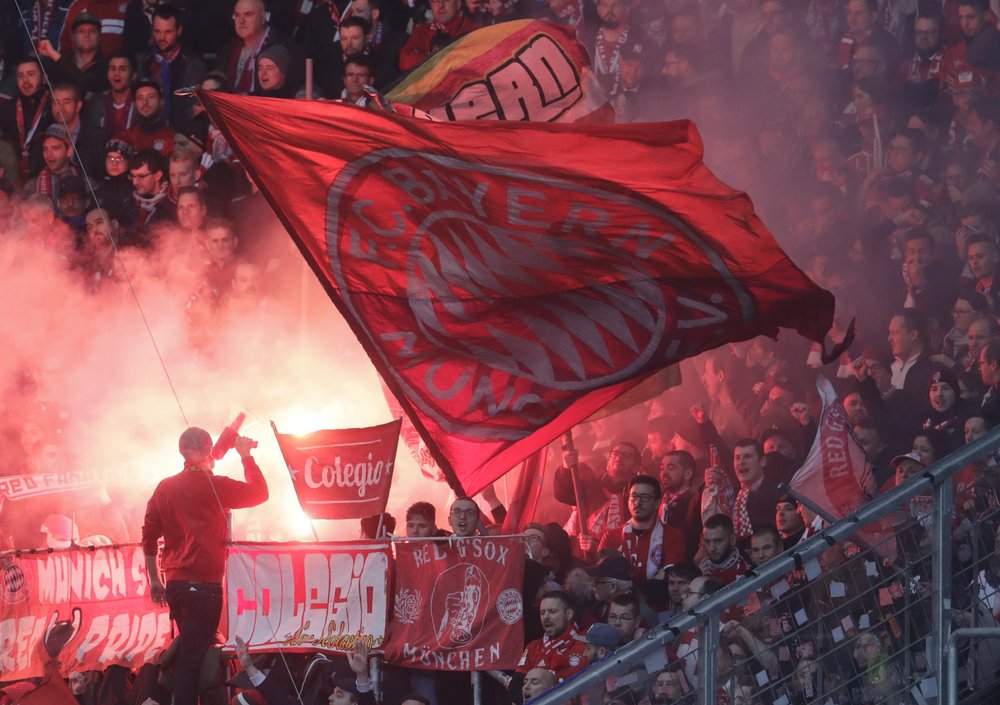 Champions League: Το πανό των οπαδών της Μπάγερν Μονάχου κατά της UEFA