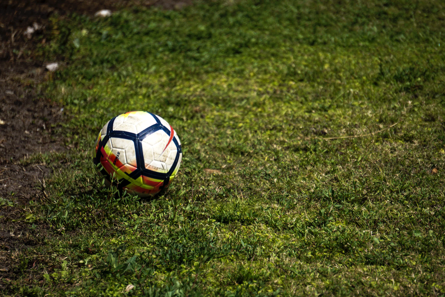 Πέθανε 20χρονος ποδοσφαιριστής κατά τη διάρκεια αγώνα στο τοπικό Καρδίτσας