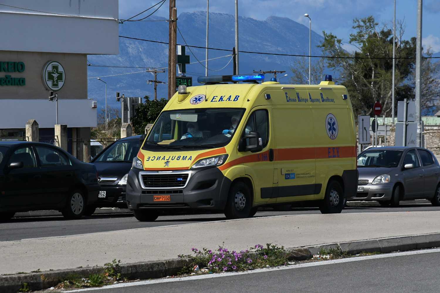Θεσσαλονίκη: Ασυνείδητος οδηγός παρέσυρε 13χρονο και τον εγκατέλειψε