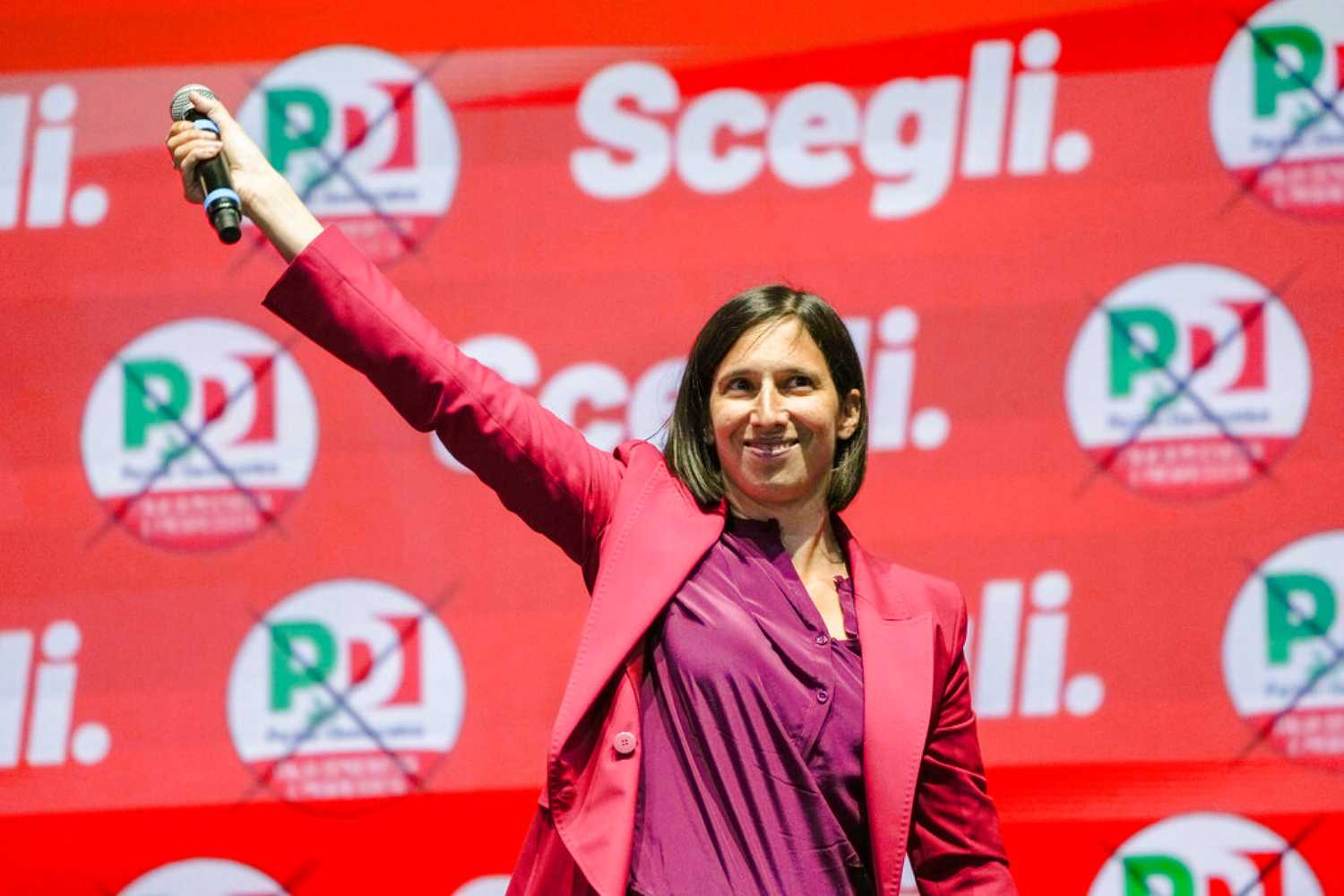Ιταλία: Έλι Σλάιν, η πρώτη γυναίκα που εκλέγεται γραμματέας του Δημοκρατικού Κόμματος