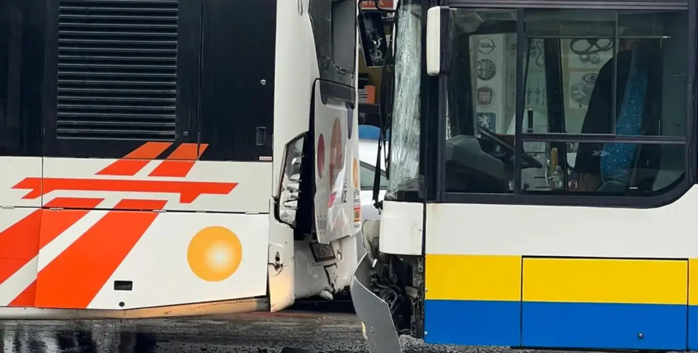 Θεσσαλονίκη: Σύγκρουση δύο αστικών λεωφορείων στην οδό Μοναστηρίου