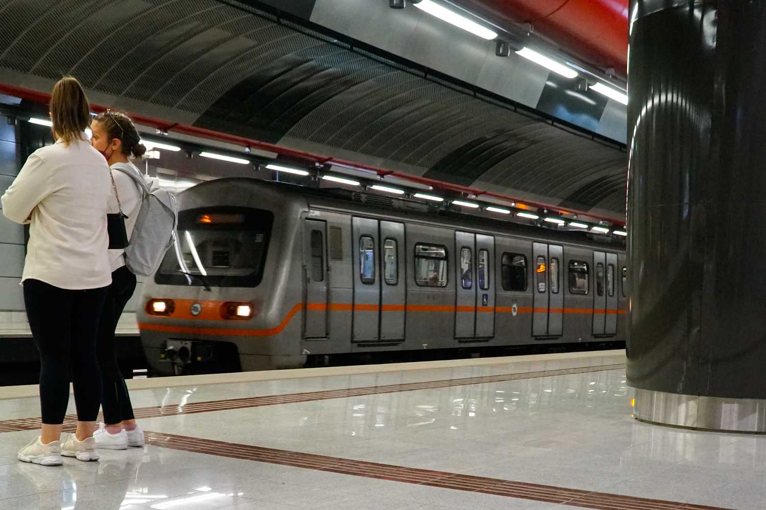 Μετρό: Πτώση ατόμου στις ράγες στον σταθμό Συγγρού Φιξ