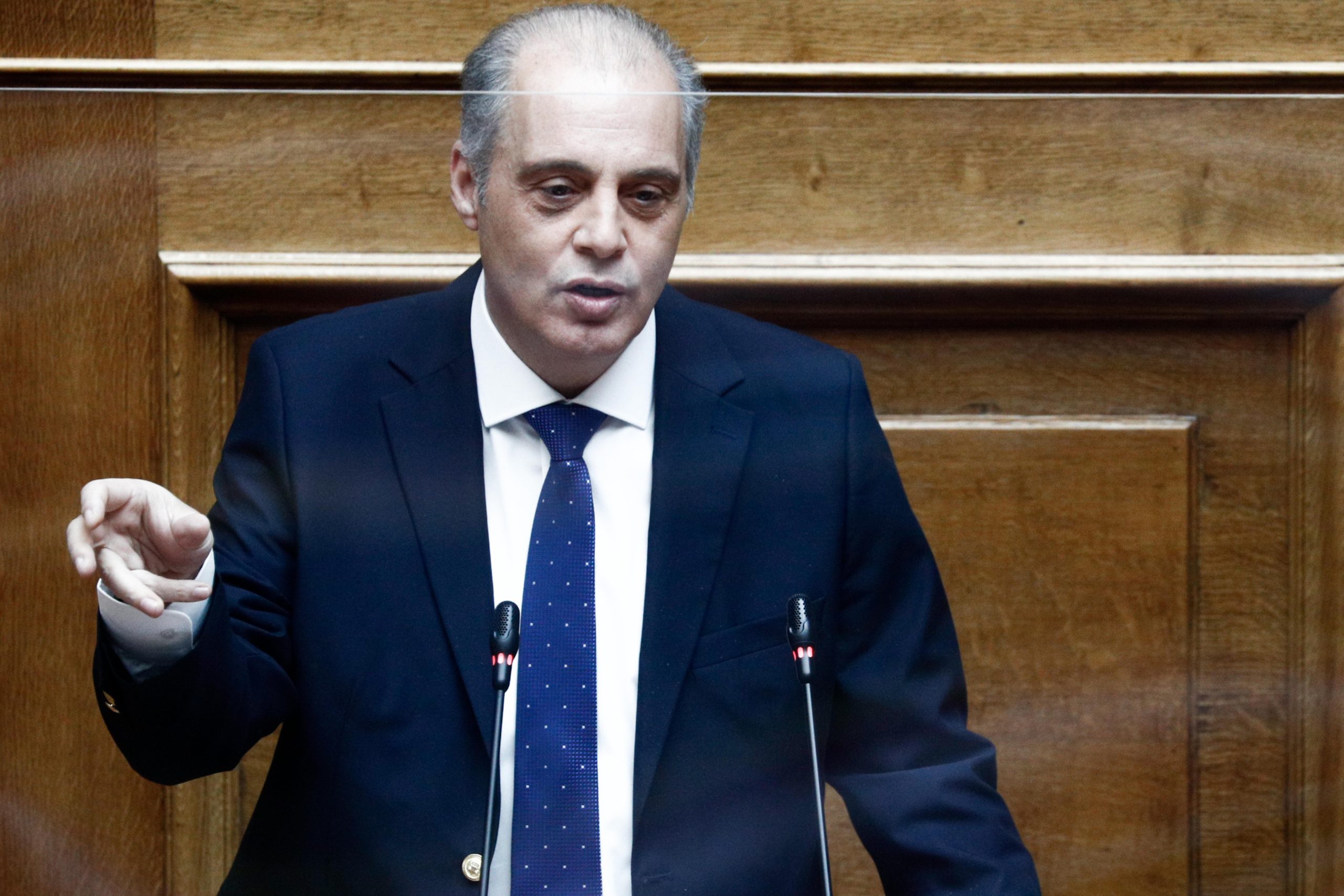 Βελόπουλος: Καλεί τα κόμματα που αποκλείστηκαν από τις εκλογές σε συστράτευση