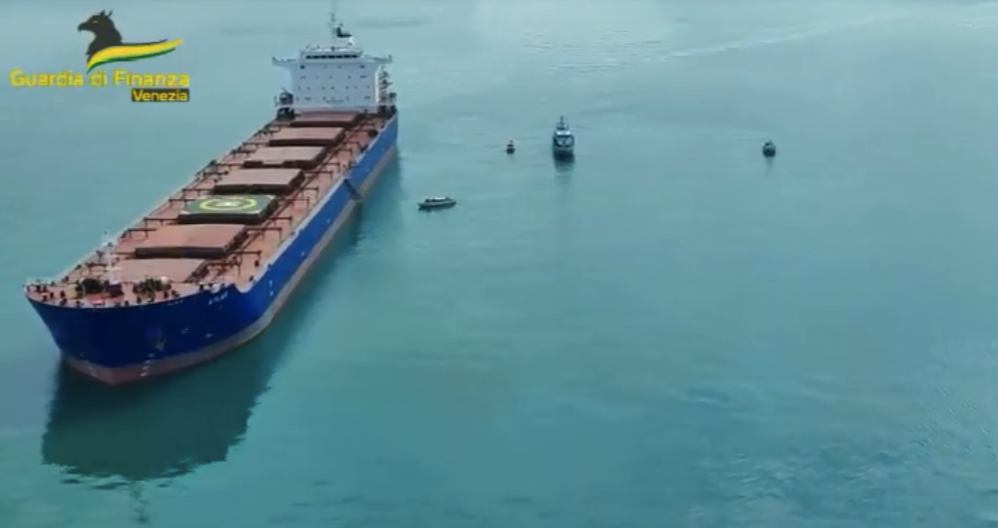 Ιταλία: Κατασχέθηκαν 850 κιλά κοκαΐνης σε πλοίο του Λασκαρίδη