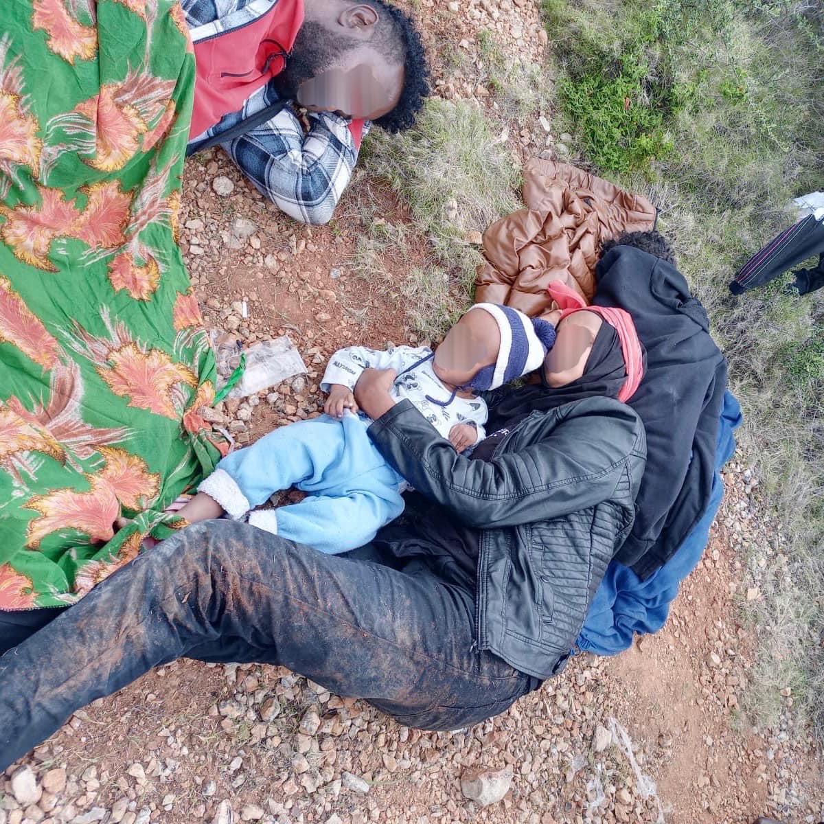 Καταγγελία της ForRefugees Friends: 21 πρόσφυγες έχουν εγκλωβιστεί στα βουνά της Χίου