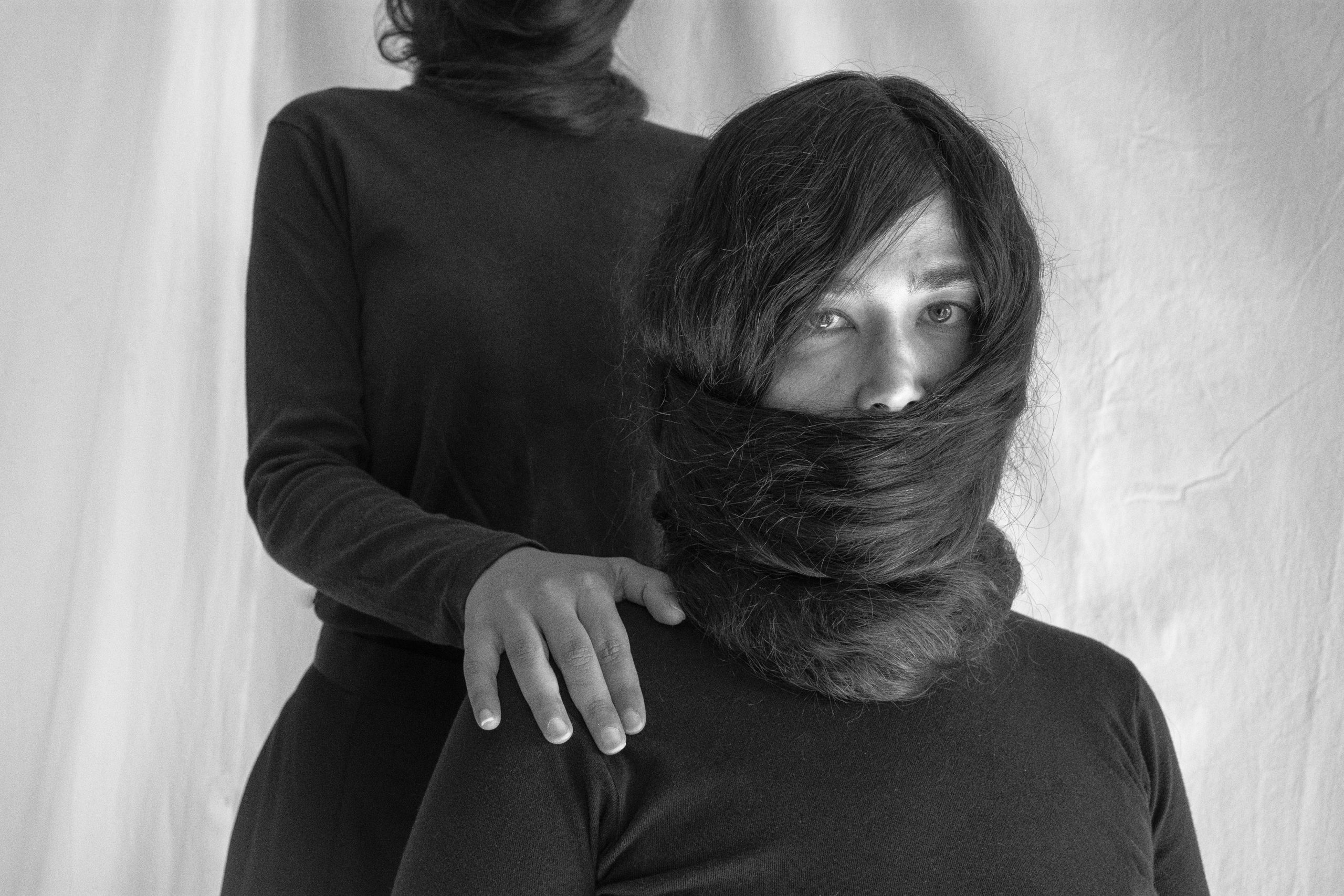 “Captivity” – ΄Μια έκθεση φωτογραφίας για τη βία που δέχονται οι γυναίκες στο Ιράν