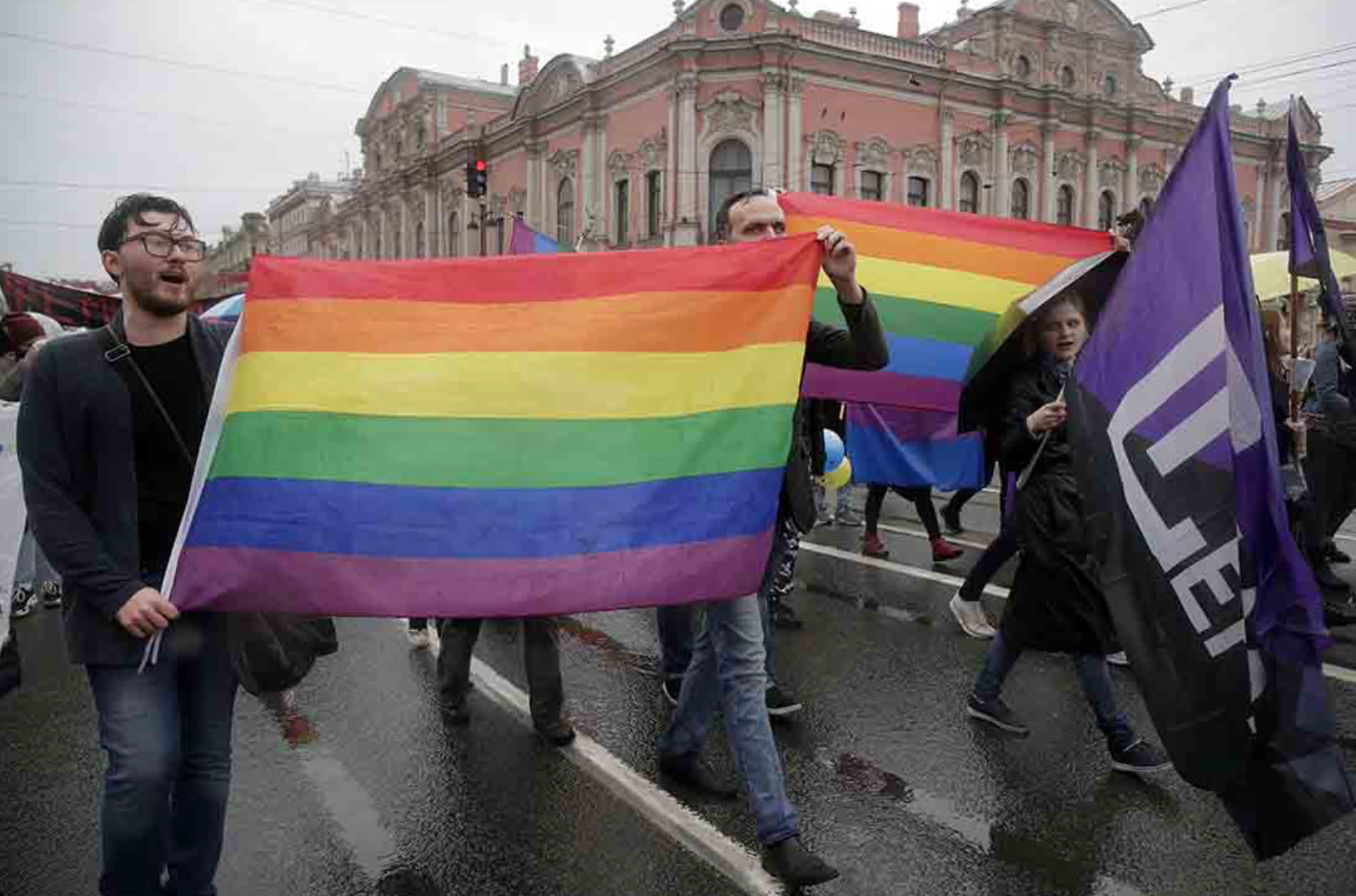 Όπισθεν ολοταχώς: Στη Ρωσία γιατροί καλούνται να «θεραπεύσουν» την ομοφυλοφιλία