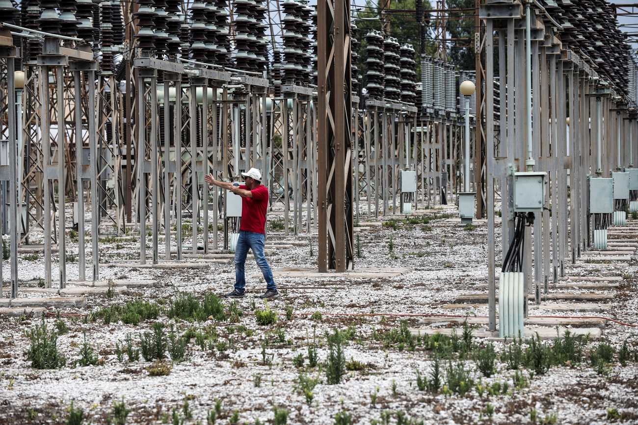 Φλώρινα: Εργαζόμενος του ΑΔΜΗΕ «κεραυνοβολήθηκε» στην προσπάθειά του να κόψει δένδρα