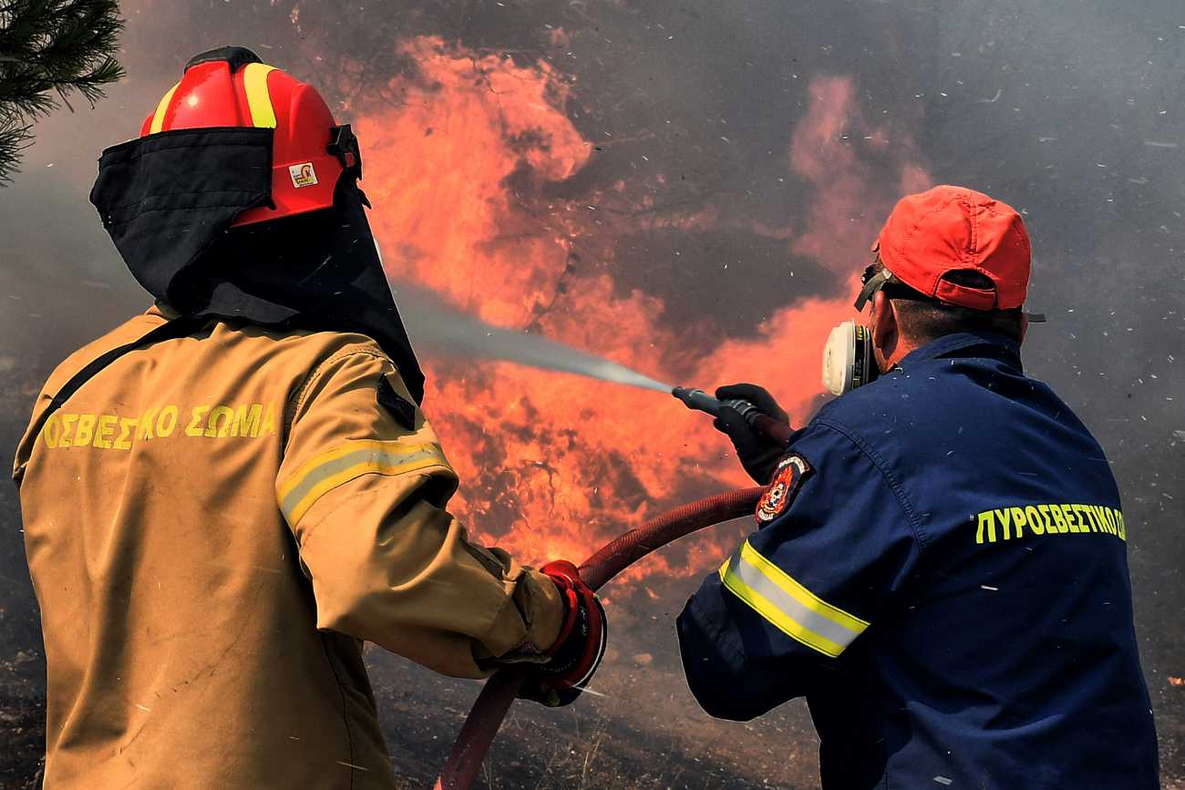 Ξέσπασε φωτιά στην Ηλεία – Δύο τα πύρινα μέτωπα