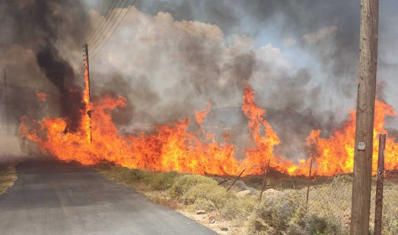 Υψηλός κίνδυνος πυρκαγιάς το Σάββατο για Αττική, Στερεά Ελλάδα, Πελοπόννησο και Αιγαίο