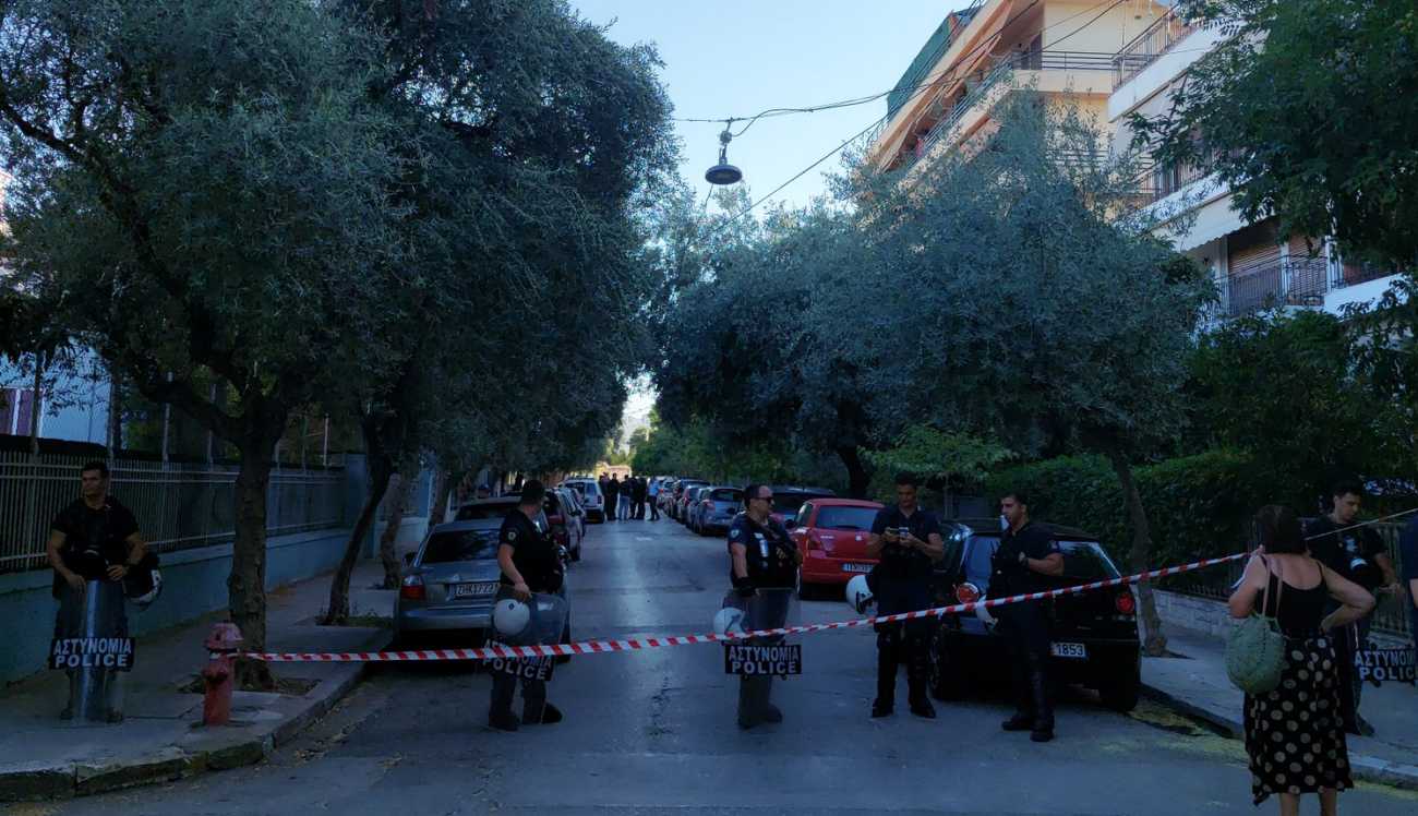 Βάρβαρη έξωση στα Πατήσια: Αστυνομικοί έσπασαν την πόρτα, έκλεισαν τον δρόμο σε αλληλέγγυους