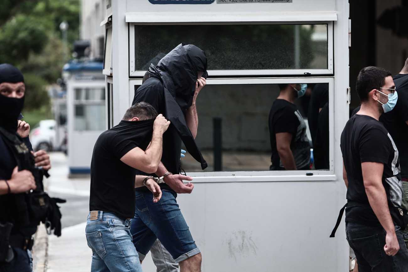 Δολοφονία Μιχάλη: Aποφυλακίζονται άλλοι δέκα Κροάτες χούλιγκαν