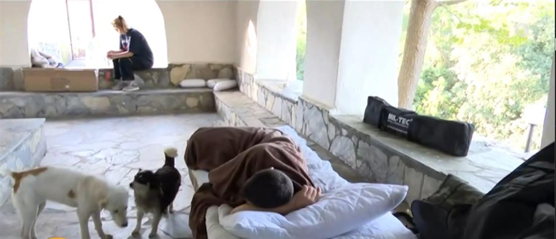 Βλοχός Καρδίτσας: Κάτοικοι κοιμούνται στο νεκροταφείο, δίπλα στο οστεοφυλάκιο