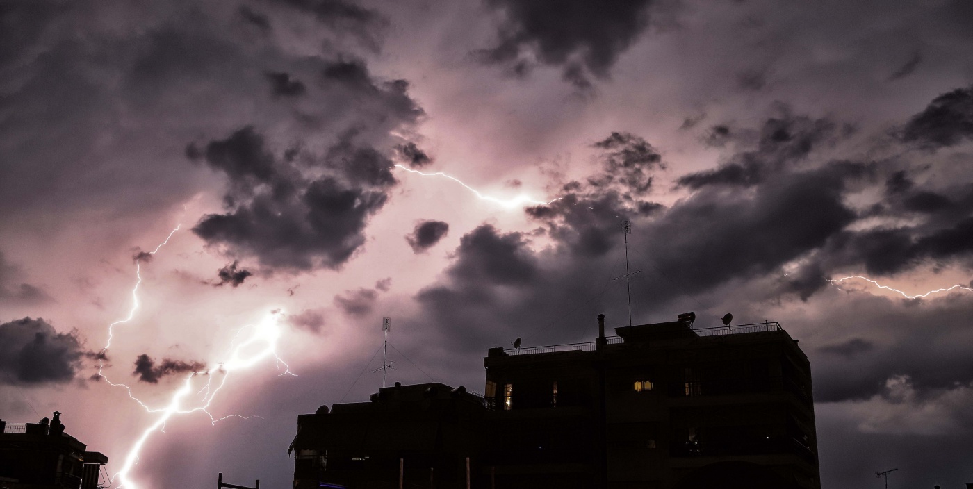 Κακοκαιρία: Μήνυμα του 112 στη Δυτική Ελλάδα για ισχυρές καταιγίδες