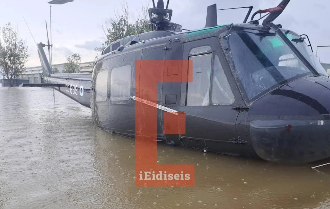 Κακοκαιρία: Εικόνες πλημμύρας στη βάση ελικόπτερων στο Στεφανοβίκειο