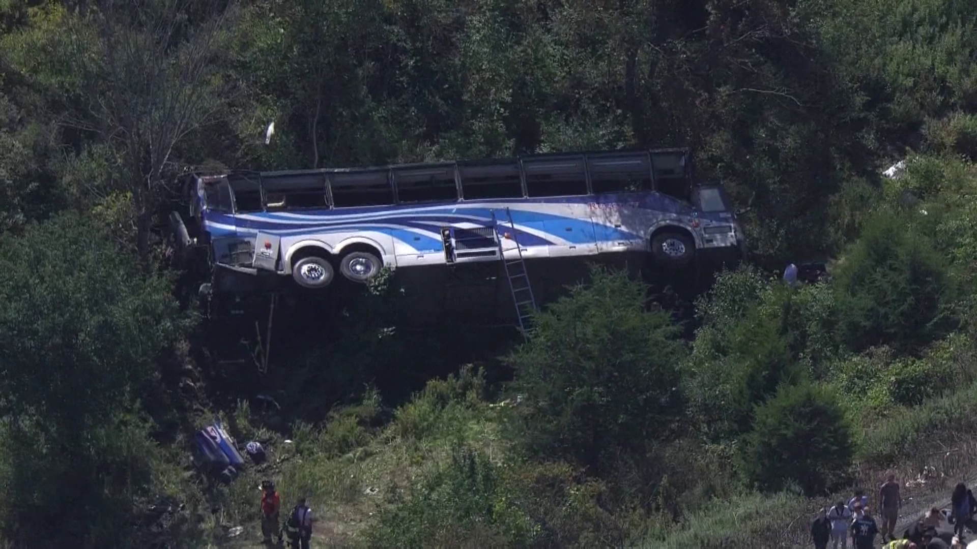 ΗΠΑ: Λεωφορείο με μαθητές έπεσε σε χαράδρα – Δύο νεκροί 