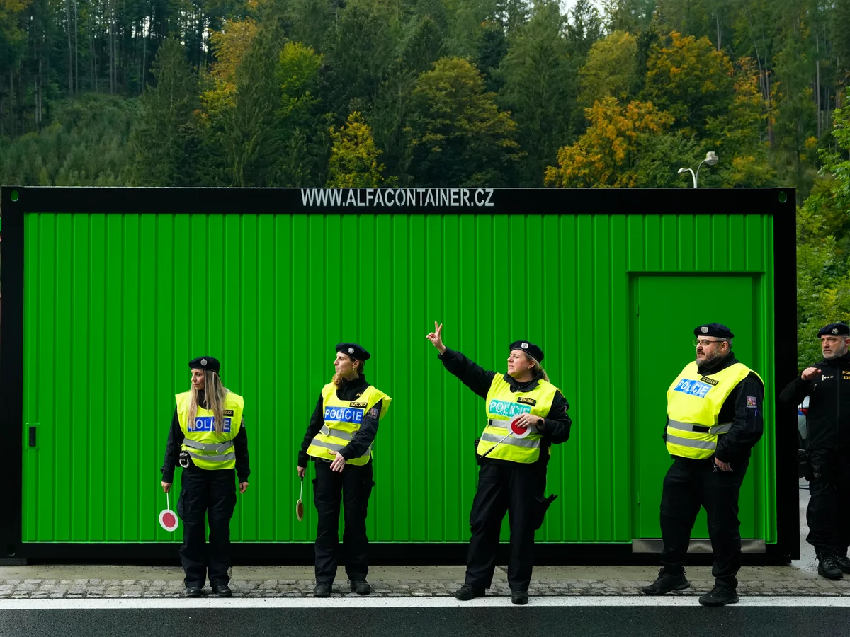 Πολωνία, Τσεχία και Αυστρία εισάγουν ελέγχους στα σύνορα με τη Σλοβακία