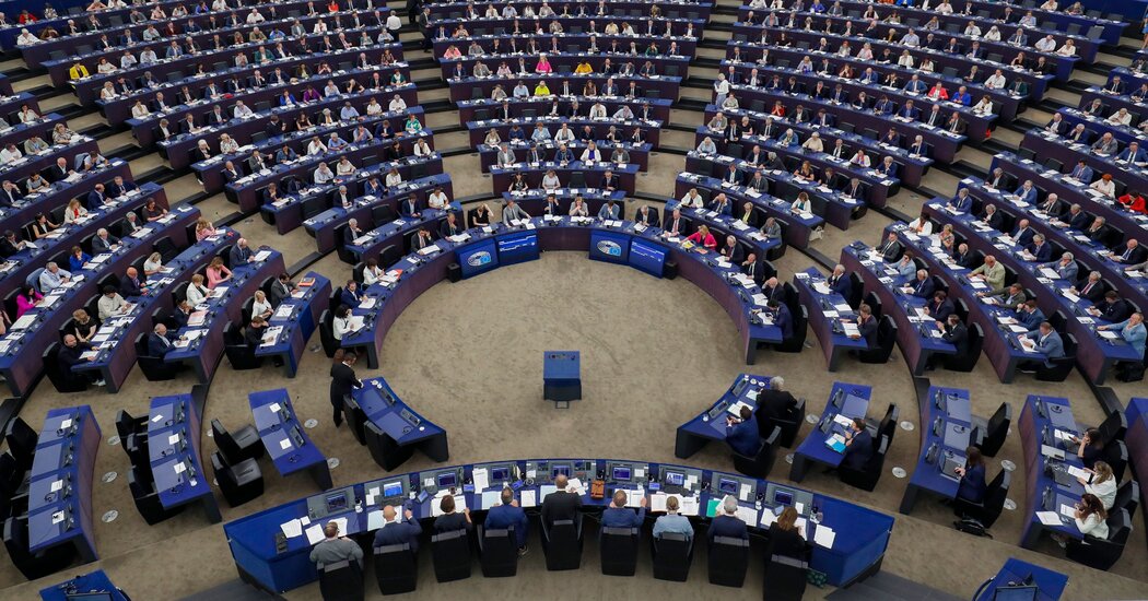 Πλουραλισμό και ανεξαρτησία των ΜΜΕ ζητά το Ευρωκοινοβούλιο