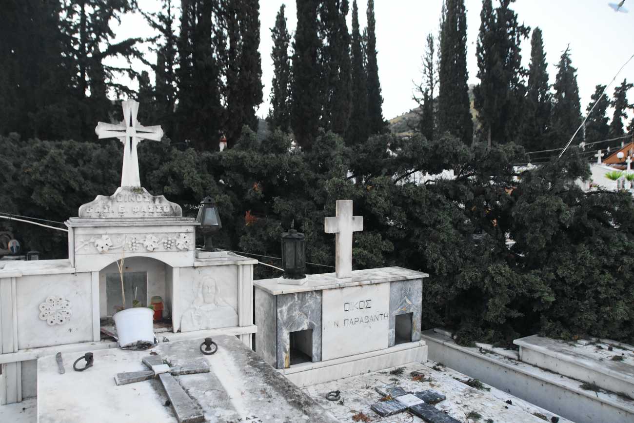Θεσσαλονίκη: Κλοπές λαδιού από νεκροταφεία