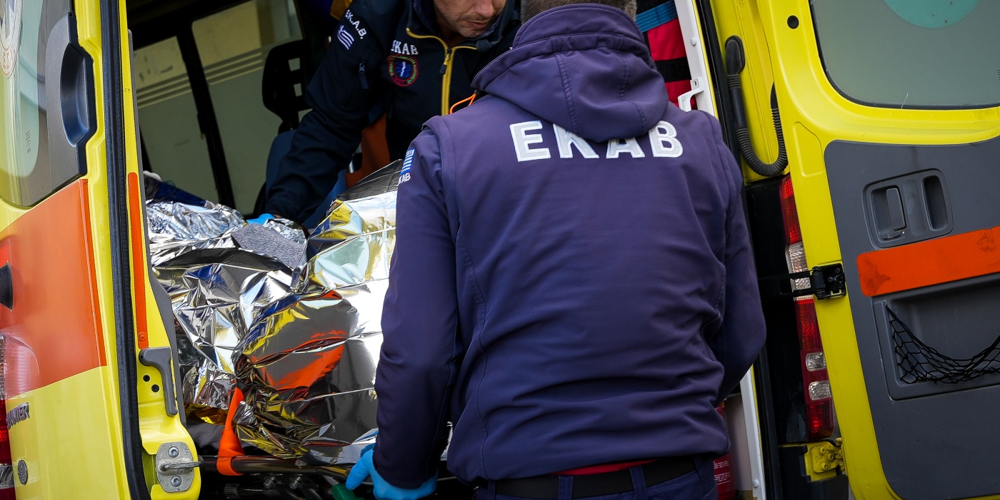 Ναυάγιο στη Λέσβο: Εντοπίστηκε νεκρός ένας ναυτικός, συνεχίζονται οι έρευνες για τους άλλους 12