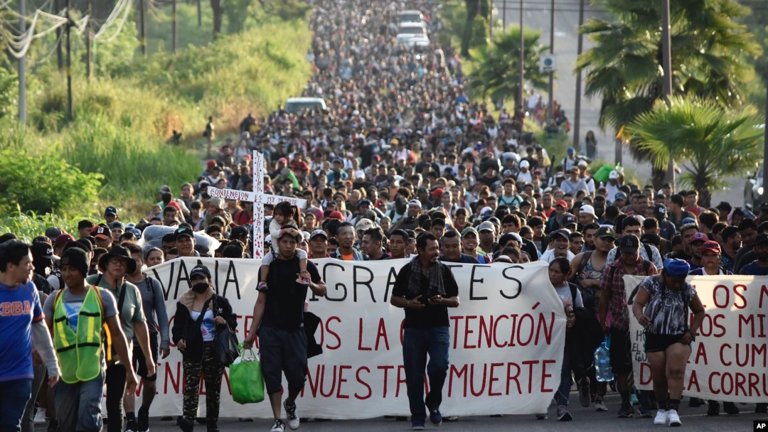 ΗΠΑ: Περισσότεροι από 2,2 εκατ. μετανάστες αναζήτησαν φέτος τρόπους να περάσουν τα σύνορα με το Μεξικό