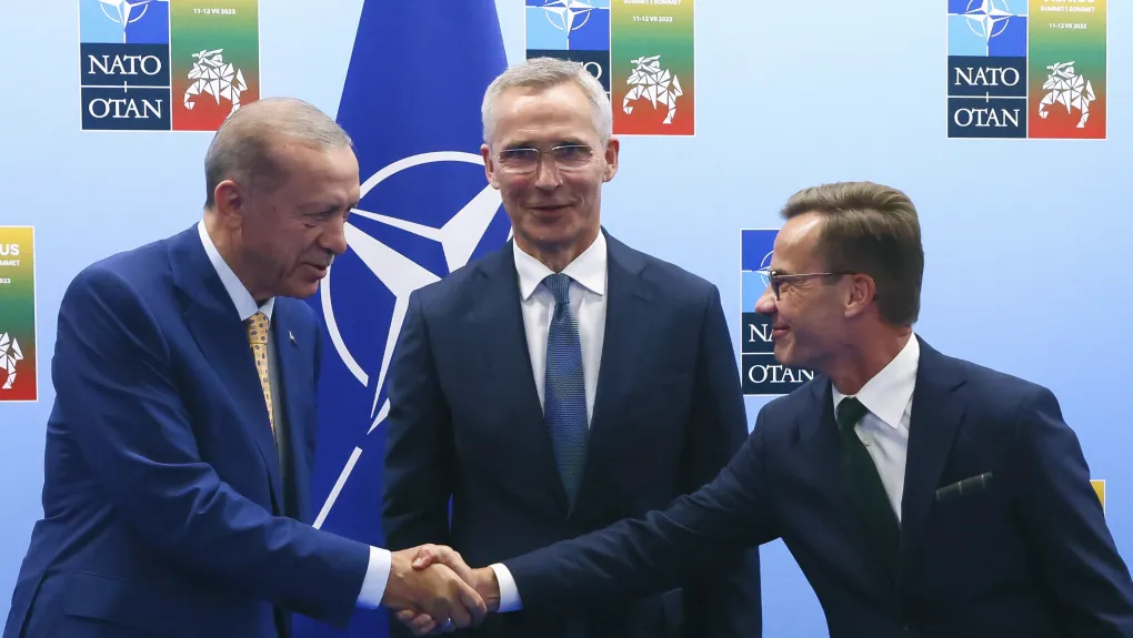 «Πράσινο φως» της Τουρκίας για την ένταξη Σουηδίας στο ΝΑΤΟ