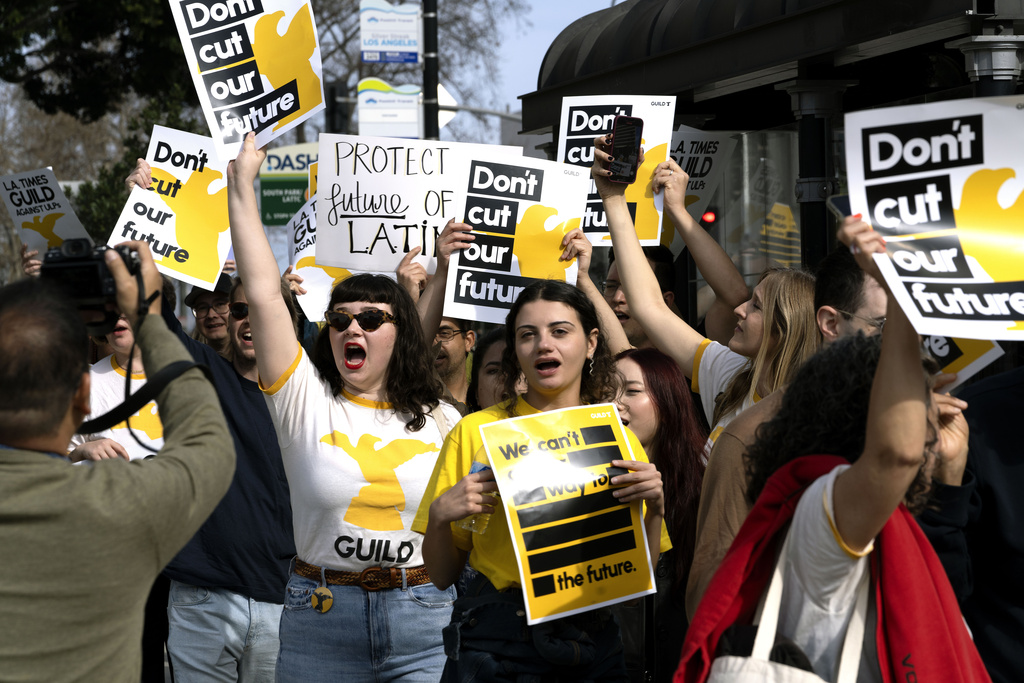 Για πρώτη φορά εδώ και 142 χρόνια απεργούν οι εργαζόμενοι στην LA Times