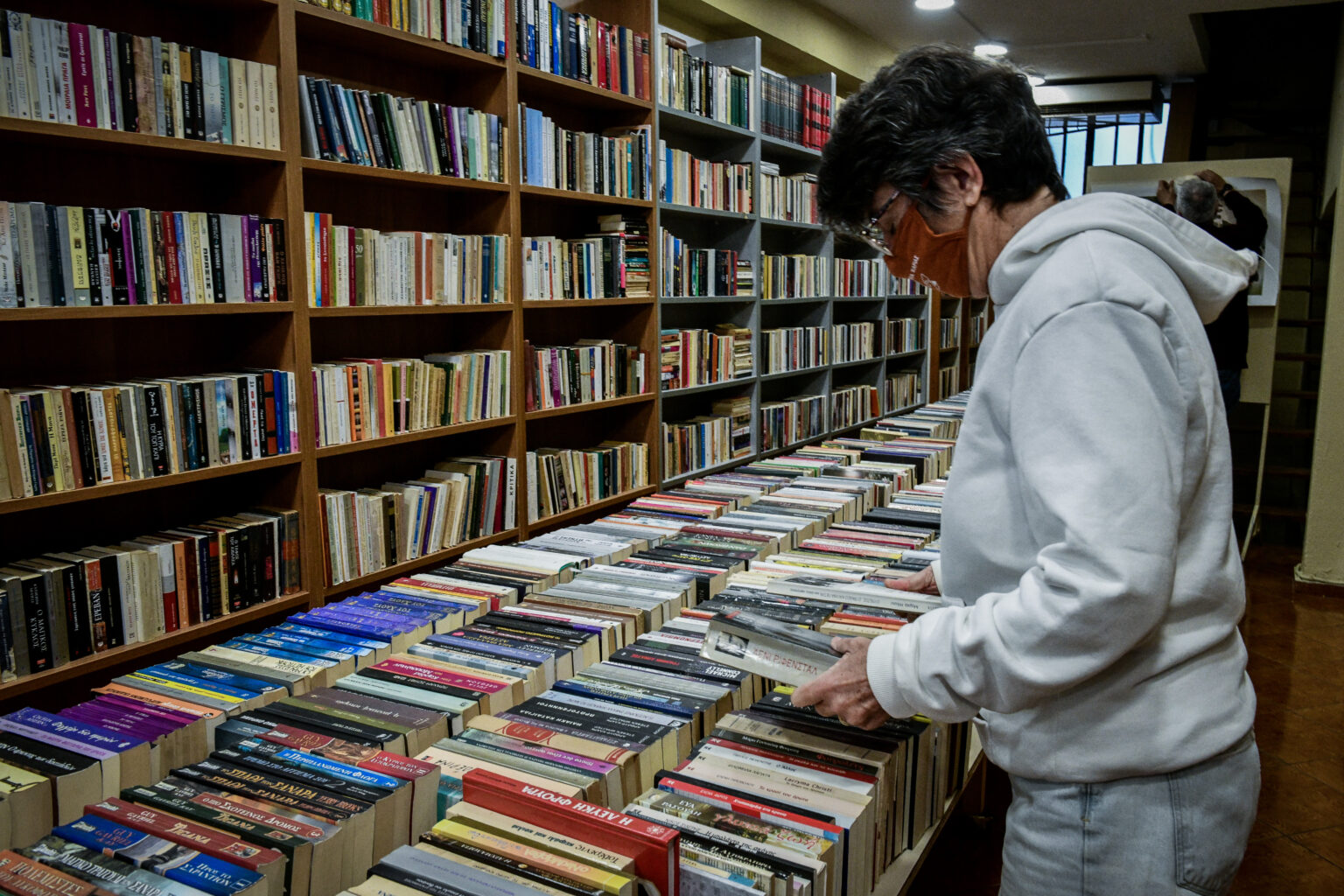 Έκλεψαν το βιβλιοπωλείο των αστέγων στην Αθήνα – 8.000 βιβλία η λεία