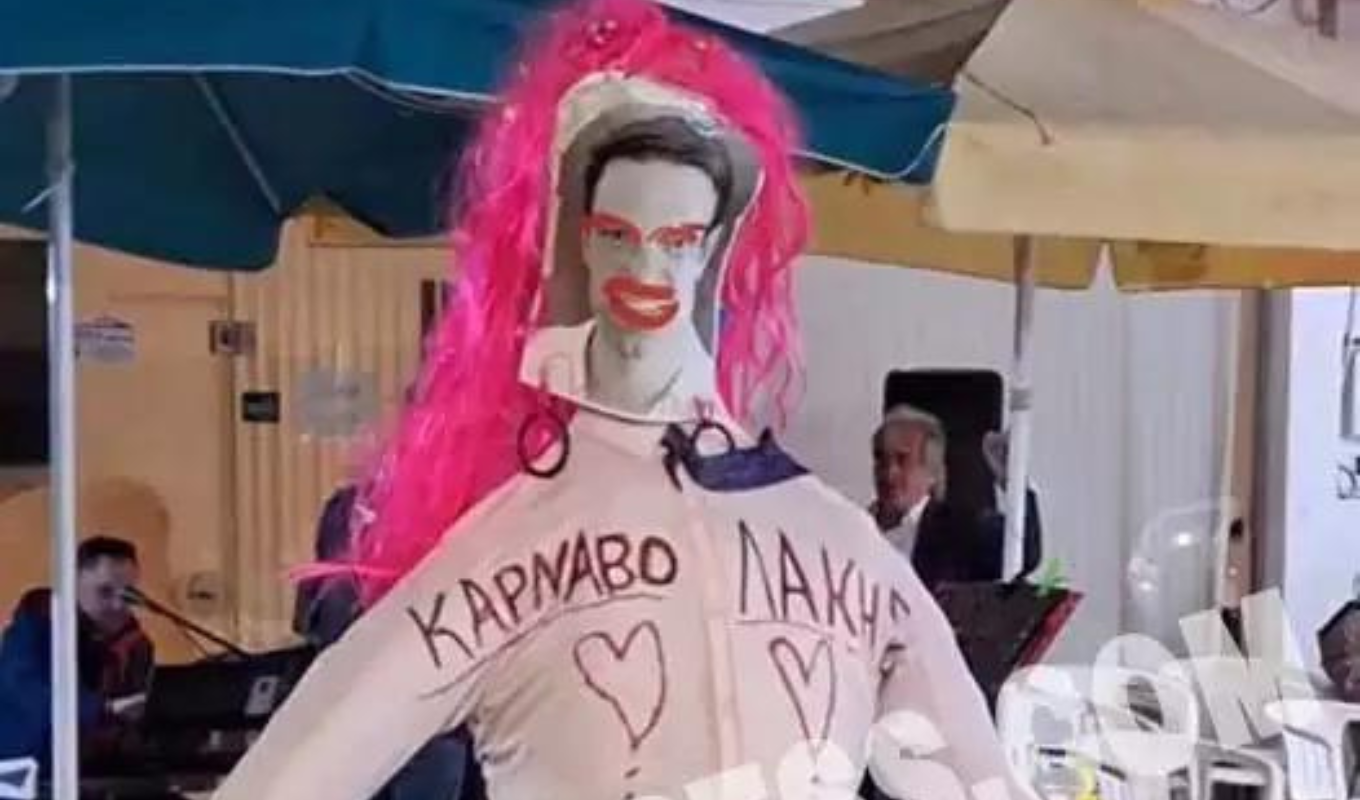 Ομοφοβικό καρναβάλι στην Κέρκυρα – Έκαψαν καρνάβαλο «Κασσελάκη»