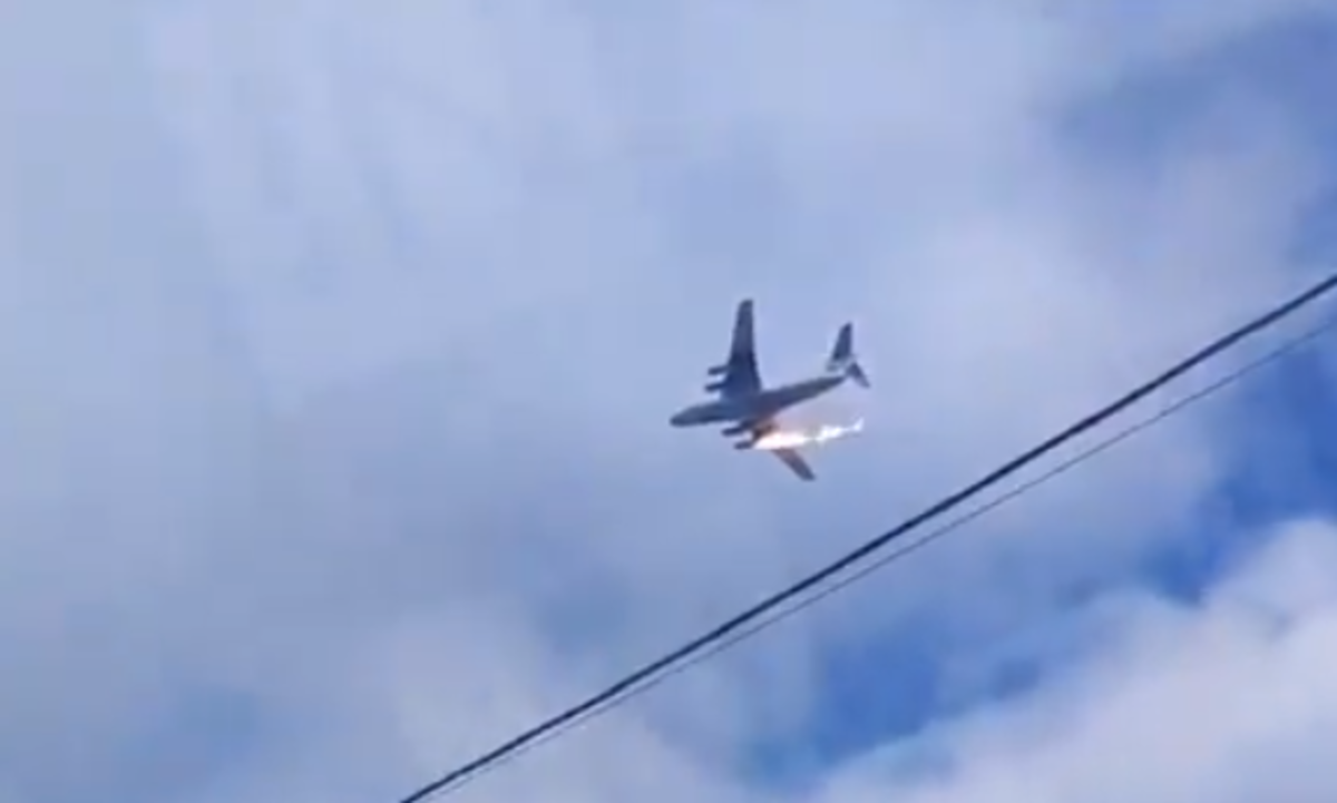 Ρωσία: Πτώση αεροσκάφους ανοιχτά της Σεβαστούπολης – Σώος ο πιλότος