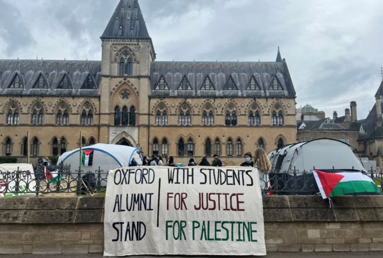 Μεγάλη Βρετανία: Απεργία πείνας από φοιτητές σε ένδειξη αλληλεγγύης προς την Παλαιστίνη